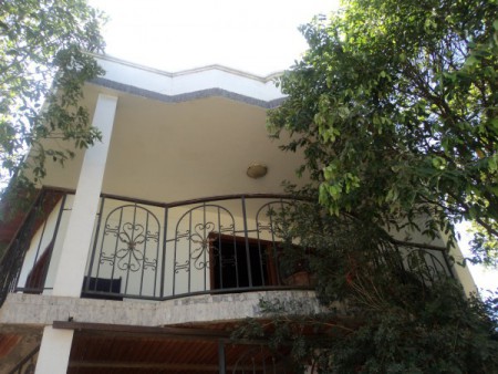 APARTAMENTO, LOCALES Y CASA $ 280.000.000 NEGOCIABLES