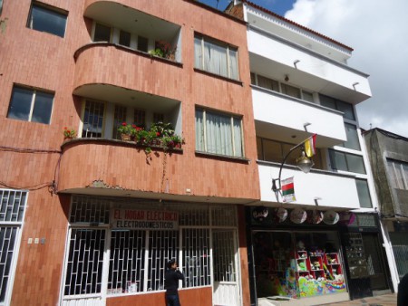 APARTAMENTO 401 EDIFICIO REYMAR $ 180.000.0000
